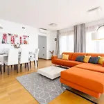 Zayml Mit Blick Auf Wasser By Interhome * Povile