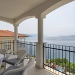 Zayml Mit Blick Auf Wasser By Interhome * Povile
